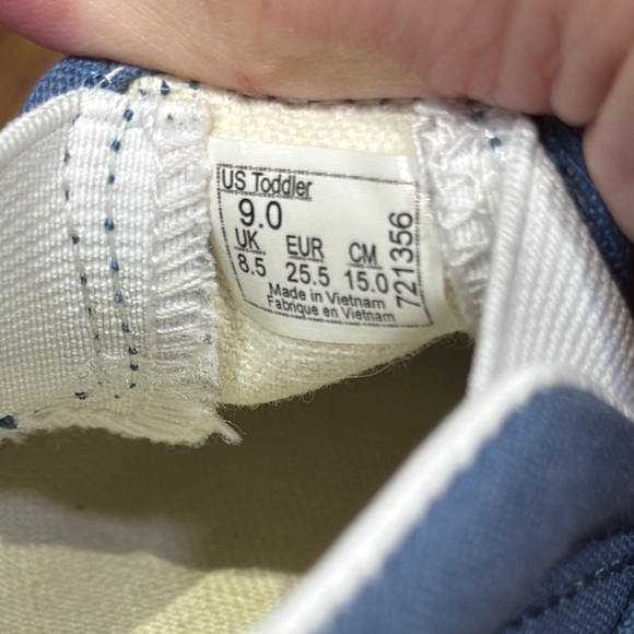 Vans Classic Slip-On Toddler Kids Sneakers - Picture 2 of 7